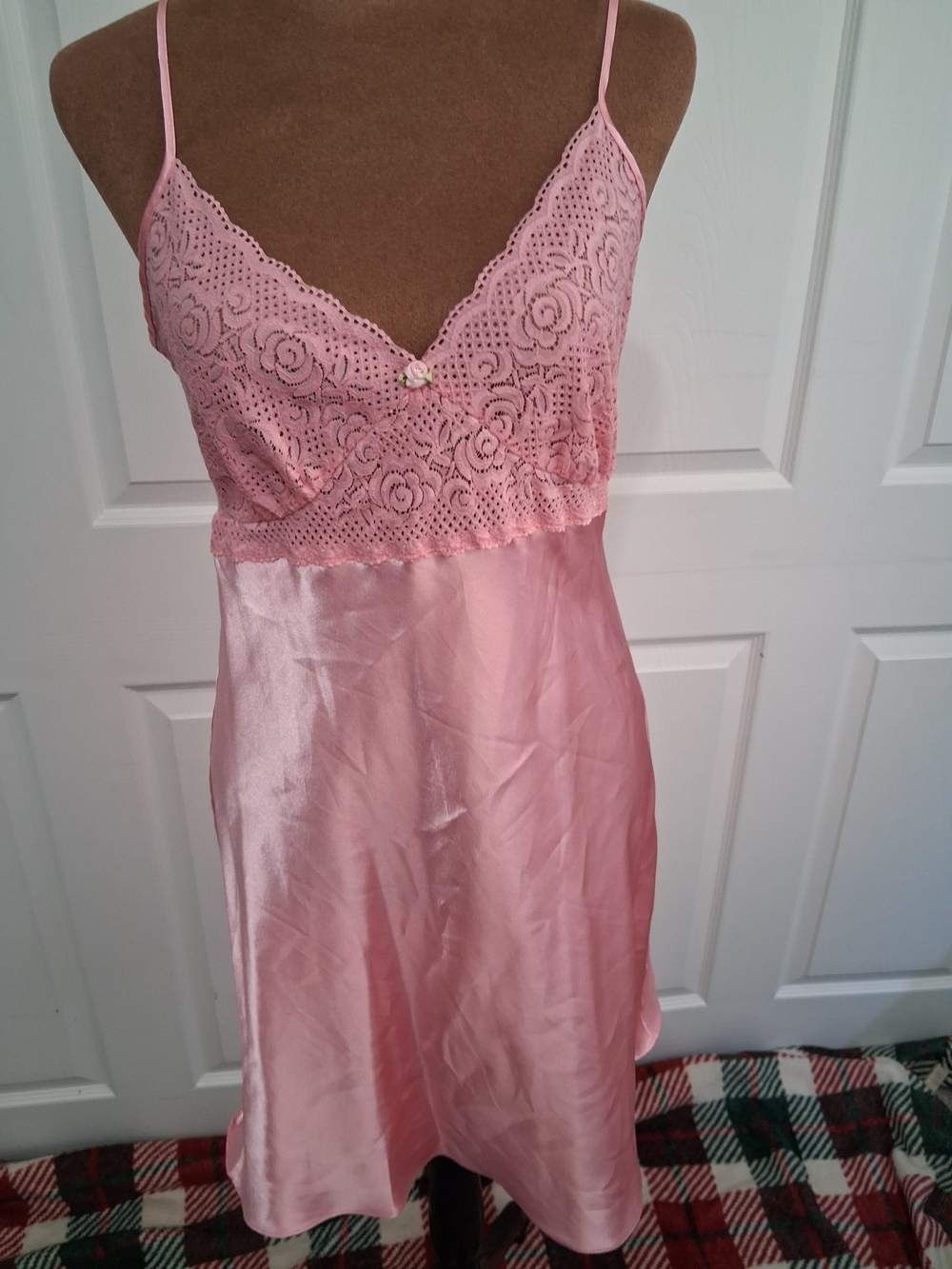 Nine & Co. Pink Lace-Top Satin Slip